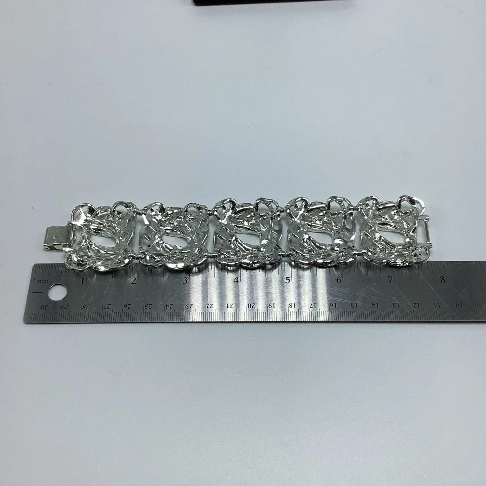 Silver‎ Tone Square Leaf Panel Link Bracelet